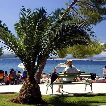 Gemuetliche In Mit Grill, Whirlpool Und Terrasse Crikvenica